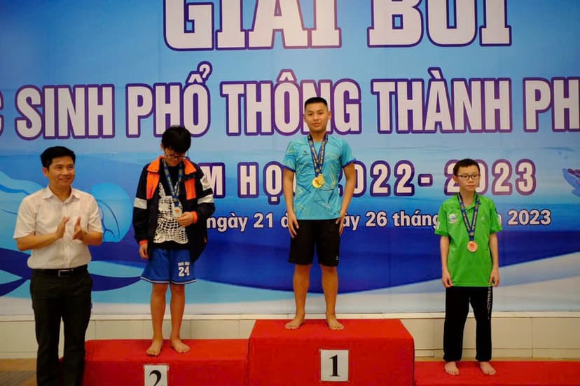 Child at swimming lesson